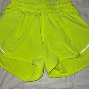 ELECTRIC LEMON SIZE TWO FOUR INCH LULU SHORTS